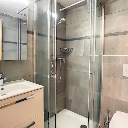 Seracs 28 아파트 *